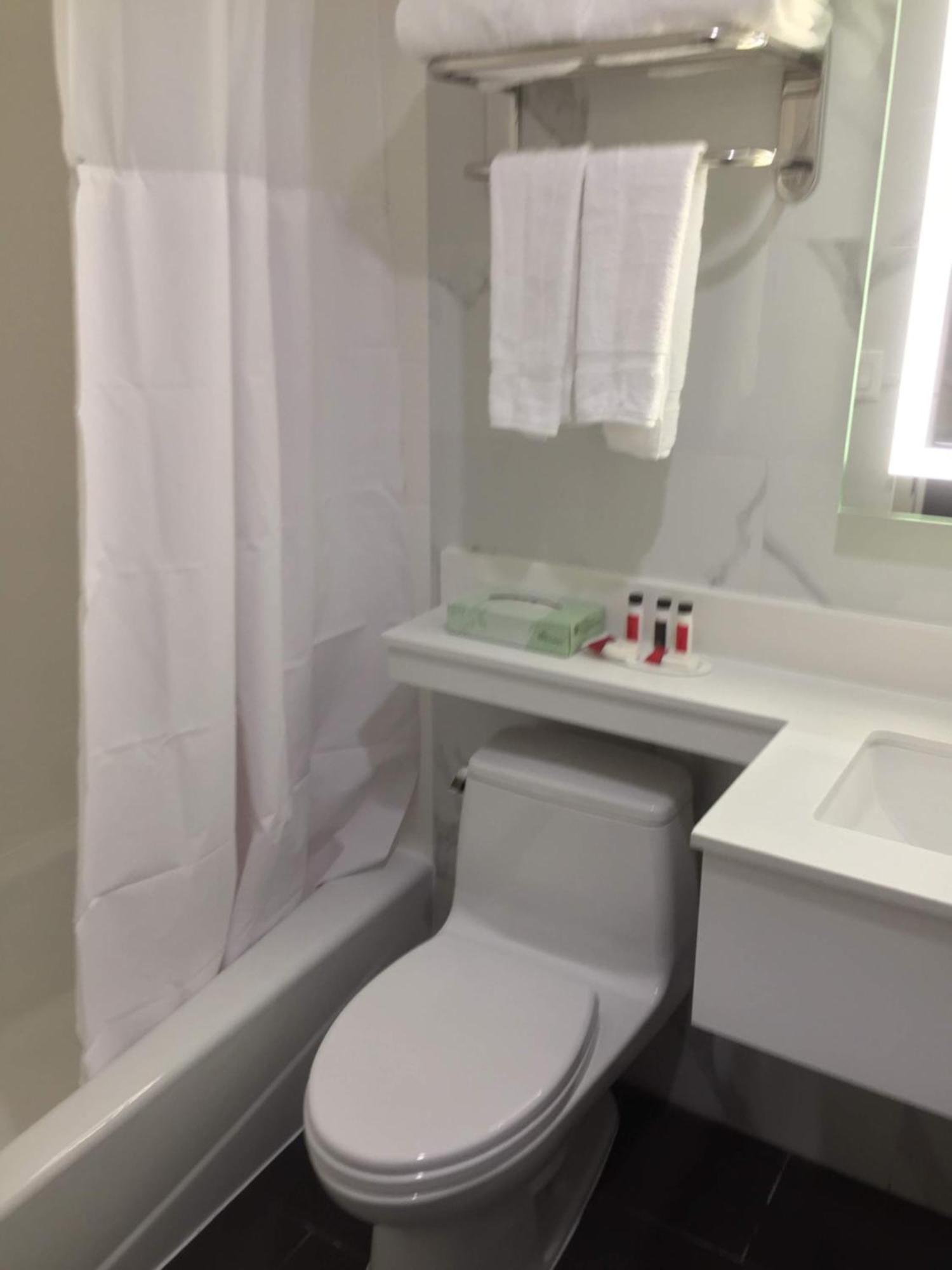 Voyage Hotel Νέα Υόρκη Εξωτερικό φωτογραφία