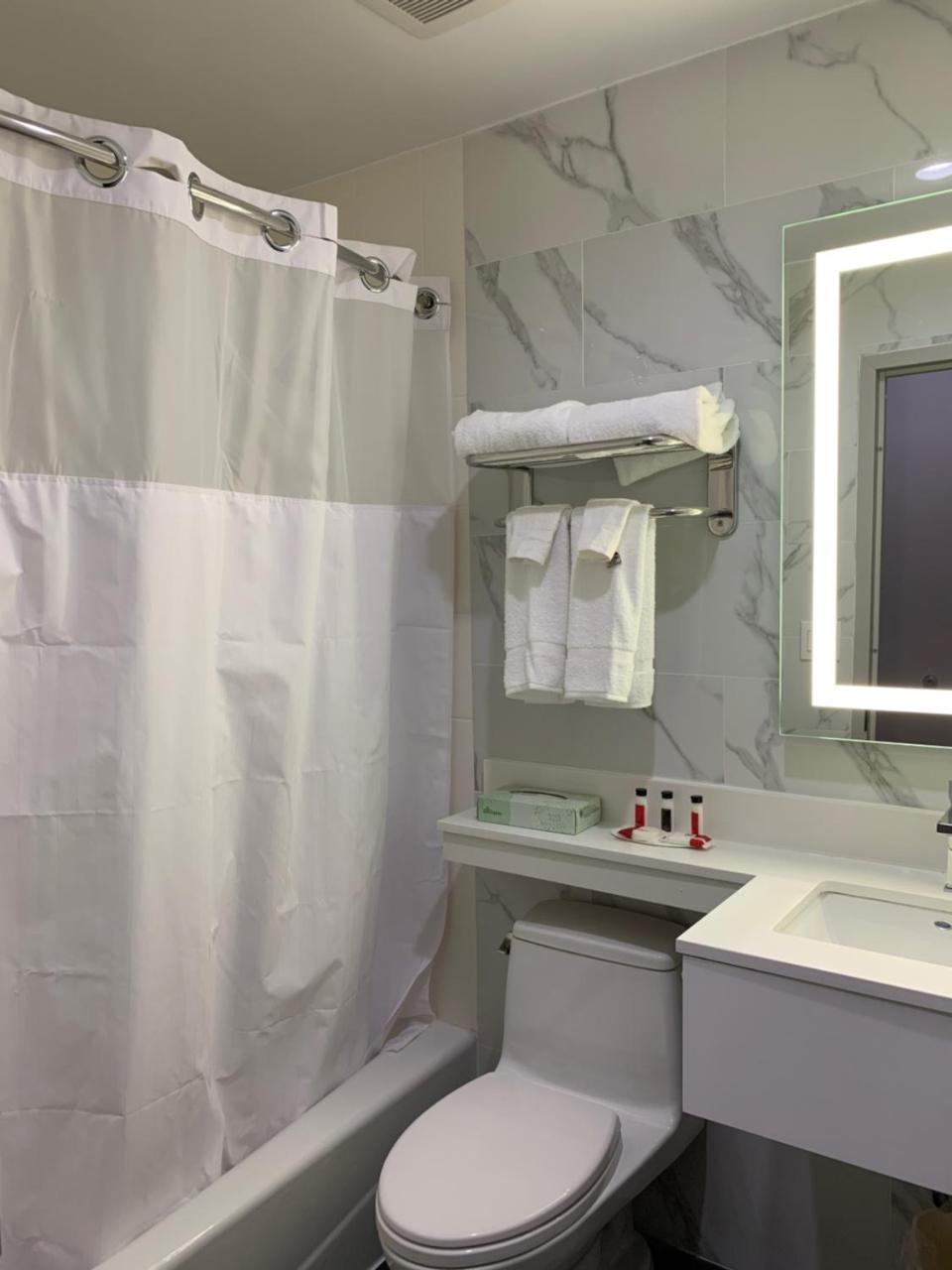 Voyage Hotel Νέα Υόρκη Εξωτερικό φωτογραφία